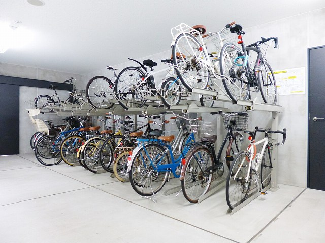 パークフラッツ浅草橋の設備|屋内屋根付き駐輪場です