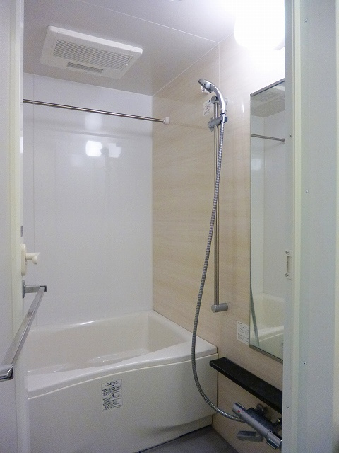 パークフラッツ浅草橋の浴室|追焚、浴室換気乾燥機付です