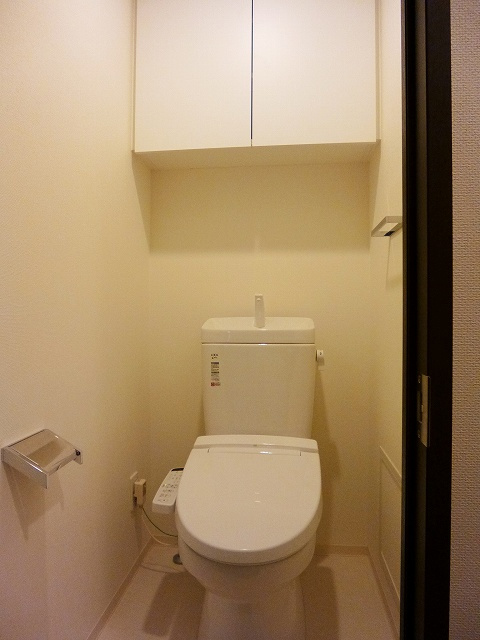 パークフラッツ浅草橋のトイレ|温水洗浄便座です