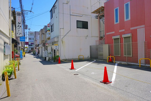 三条宮前町貸店舗の周辺