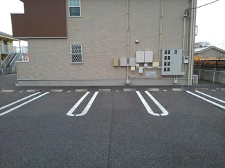 【駐車場】