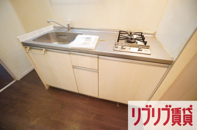 ディアステスタ港のキッチン