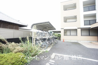 【駐車場】 | グランヒルズ