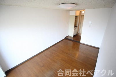 【寝室】 | ベルシャトーむらじ | 開放的な寝室です