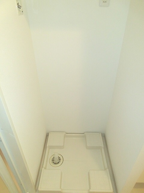 ラドゥセール浅草橋の設備|室内洗濯機置場です