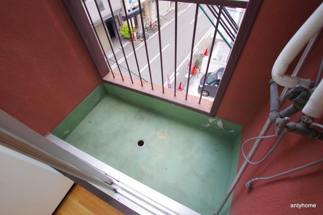 天神橋カエデハイツ　仲介手数料無料のバルコニー