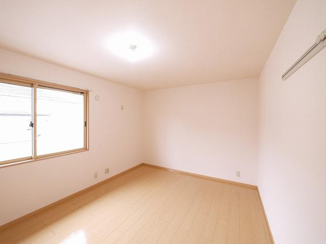 カリーノ　Ｂ棟の洋室|ゆったりした洋室です