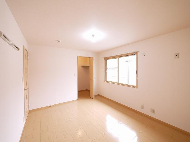 カリーノ　Ｂ棟の寝室|落ち着いた色調の寝室です