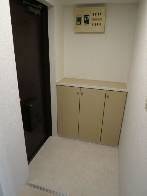 セゾン皿沼の玄関