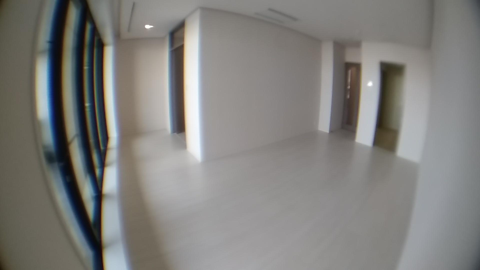 中央区日本橋箱崎町の賃貸マンションの居間・リビング|同反転タイプ参照