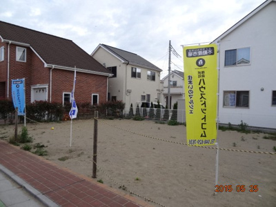 【前面道路含む現地写真】 | さいたま市緑区三室　土地広々54坪　整形地