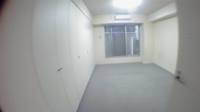 港区三田２丁目の賃貸マンションの洋室