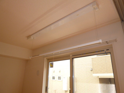 【設備】 | エクセラC | 室内物干し