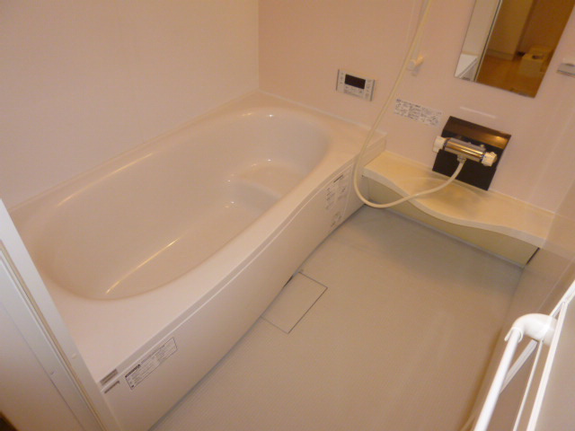 エクセラCの浴室