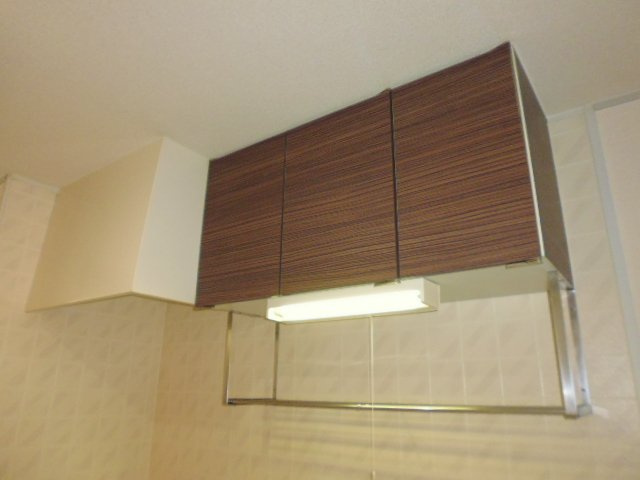 シャレード連島のキッチン|上部収納