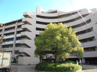 【外観】 | クレイドル緑地公園 | RC造の７階建て★