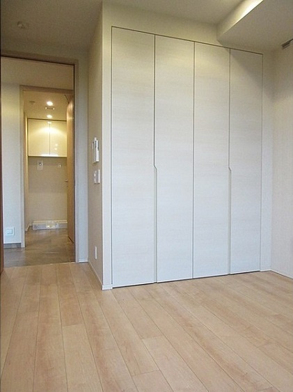 千代田区三番町の賃貸マンションの洋室