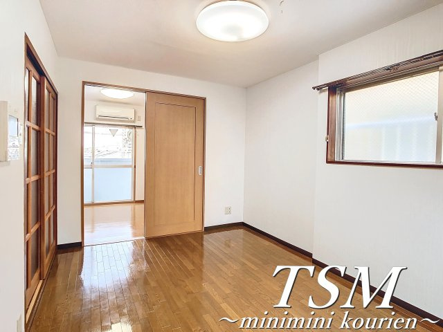 コーポ正宝　香里園の居間・リビング