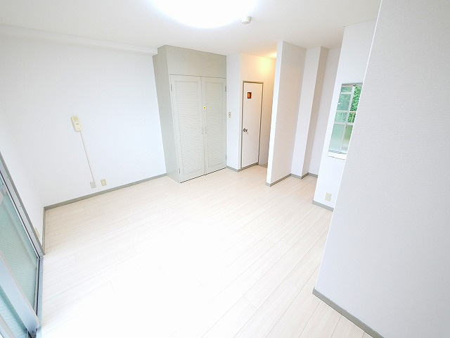 サンふくむらビルⅡの居間・リビング