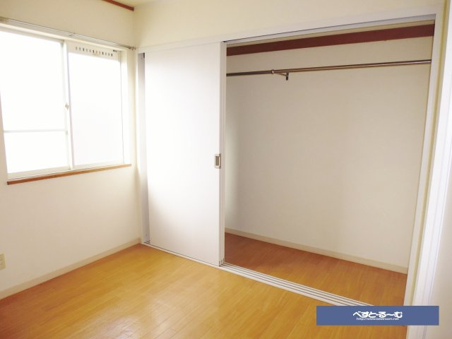 ハイツカワイの収納