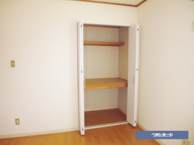 ハイツカワイの収納