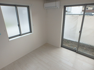 【寝室】 | LUCIANNA WEST