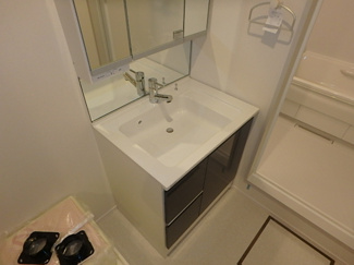 【独立洗面台】 | LUCIANNA WEST