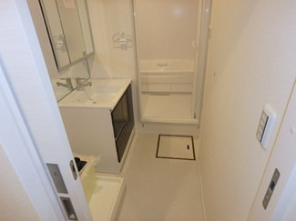 【洗面所】 | LUCIANNA WEST