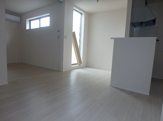 【居間・リビング】 | LUCIANNA WEST