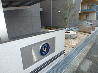 【エントランス】 | LUCIANNA EAST