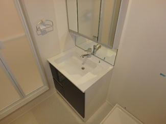 【独立洗面台】 | LUCIANNA EAST