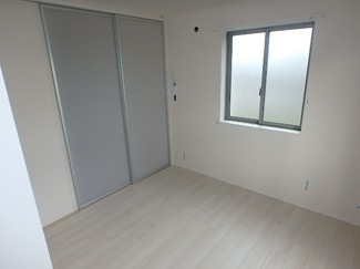 【洋室】 | LUCIANNA EAST