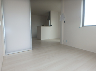 【寝室】 | LUCIANNA WEST