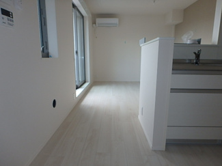 【居間・リビング】 | LUCIANNA WEST