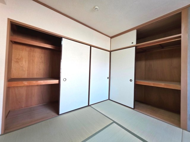 【設備】 | サニーヒルズK | 洋室エアコン完備