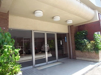 【エントランス】