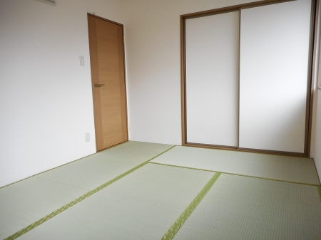 サンライトスクウェア弐番館の和室