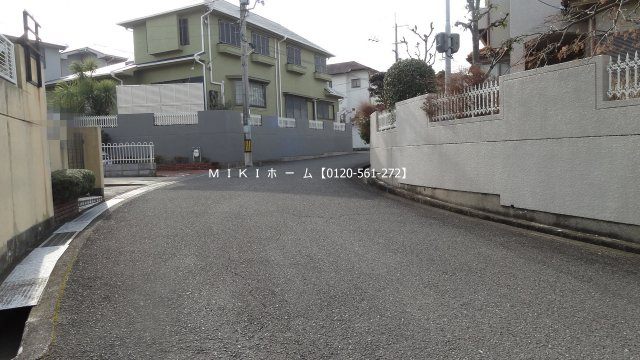 箕面市小野原東５丁目　土地の周辺