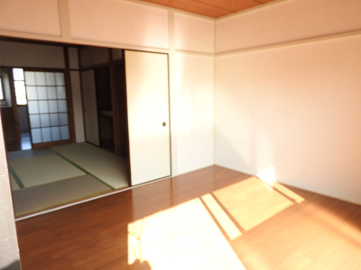 【洋室】 | 天王森マンション