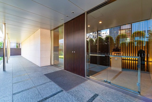 新宿区荒木町の賃貸マンションのその他|エントランス外側