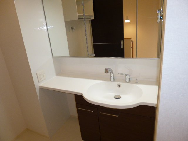 ソレイユシャトーの独立洗面台|シャンプードレッサー