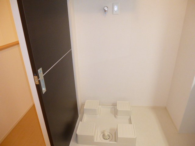 ソレイユシャトーのその他|洗濯機置き場