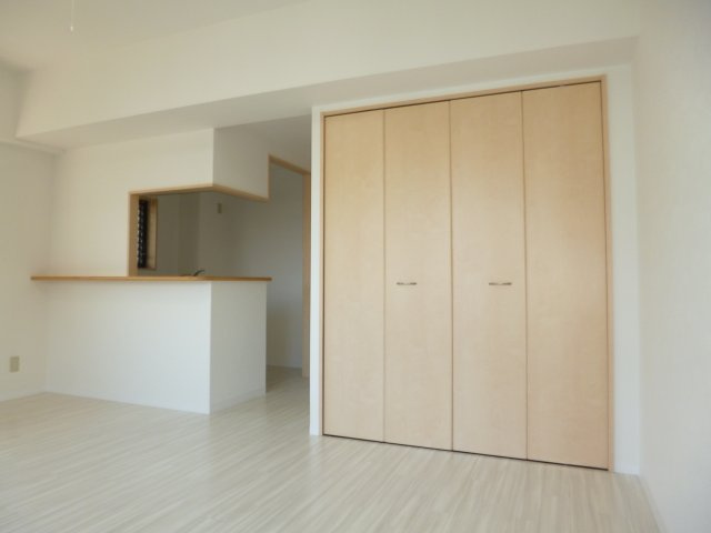 サンパレス幸町の寝室|洋室