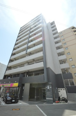 エスリード阿波座シティーウエストⅡ　BRAVI不動産の外観|【エスリード阿波座シティーウエストⅡ】落ち着いた雰囲気の外観です