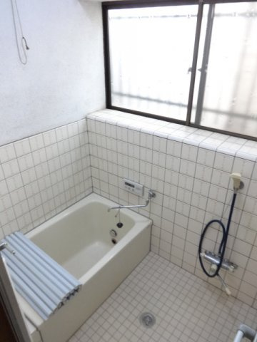 恩多町石川邸の浴室