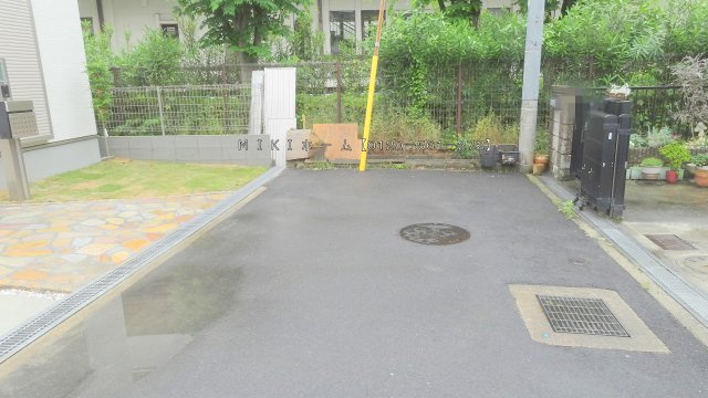 箕面市西小路4丁目　新築一戸建