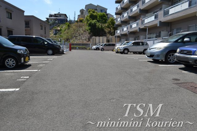 清水谷コーポの駐車場|敷地内駐車場