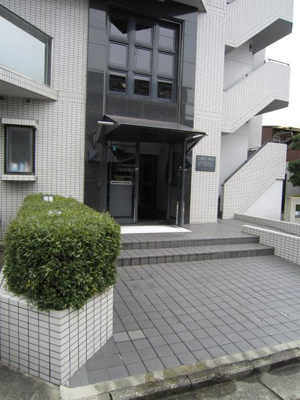 【エントランス】 | グランドムール一乗寺