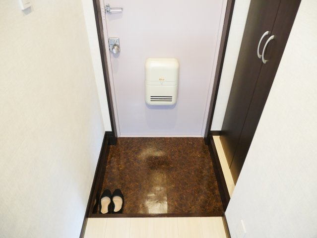 【玄関】 | シャトー鶴ケ丘