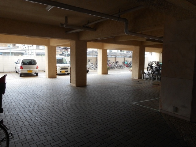 【駐車場】 | シャトー鶴ケ丘